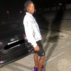 Meet your Posher, Jay